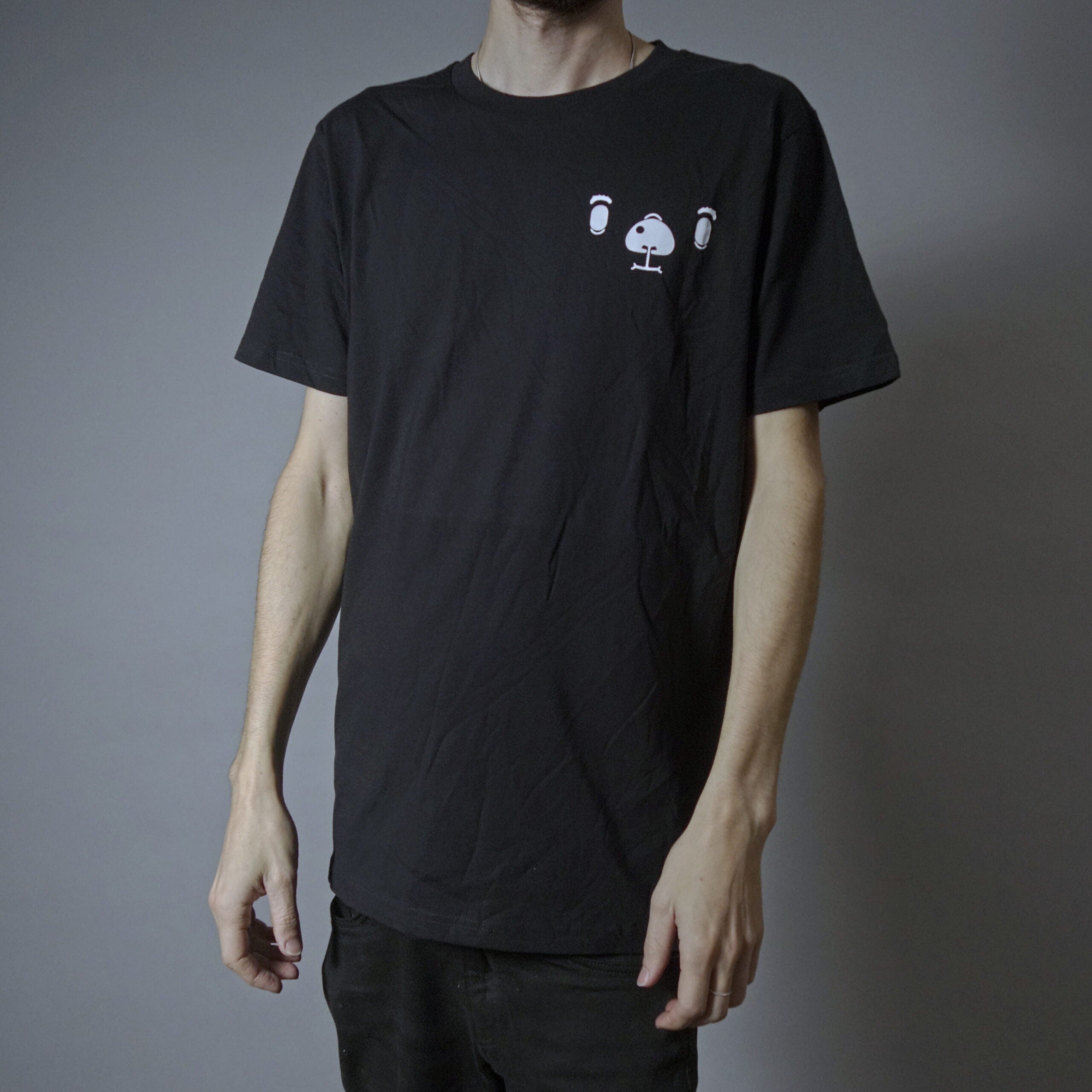 T-shirt svart - liten björn